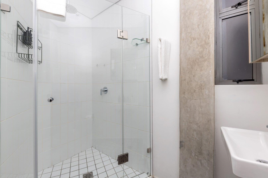 0 Bedroom Property for Sale in Sea Point Western Cape
